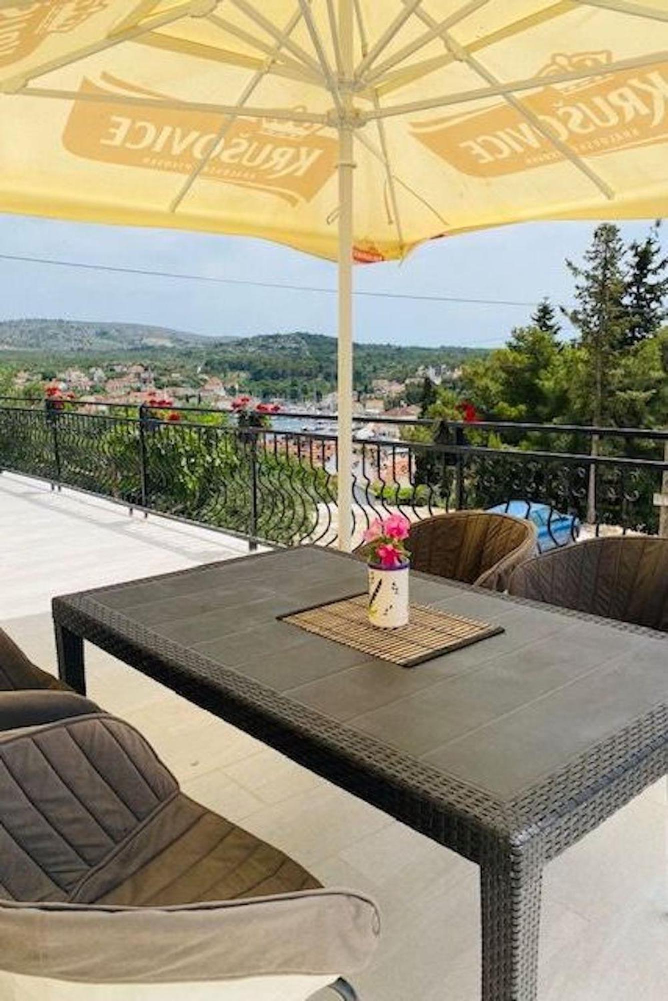 Villa Brazza Milna  Zewnętrze zdjęcie